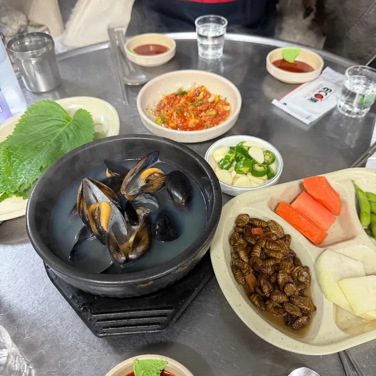 파란신호등 대표 사진