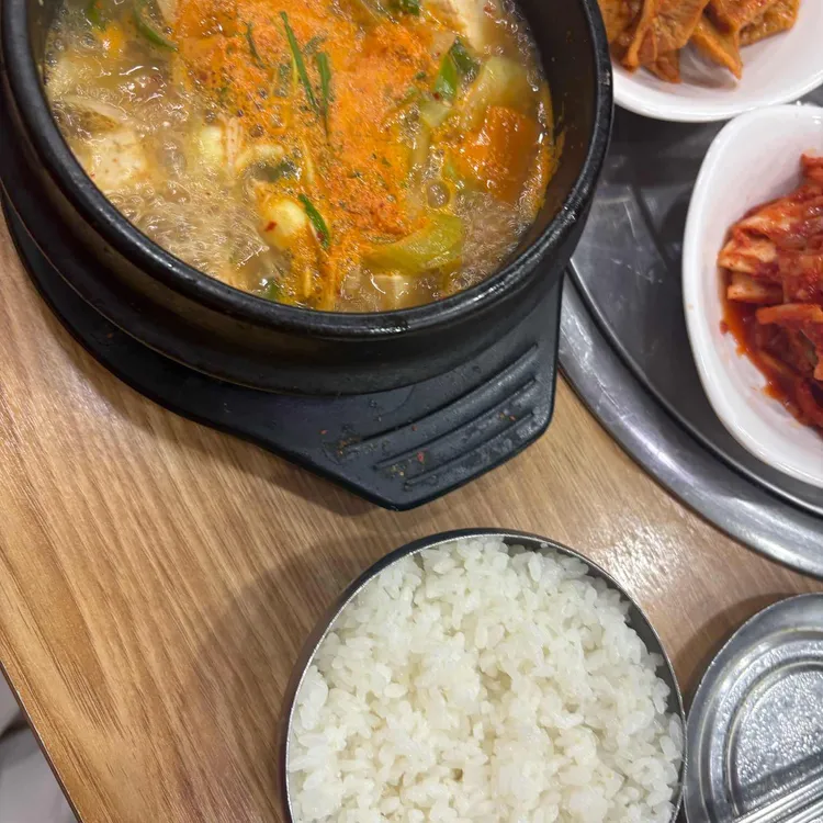 기분좋은식당 대표 사진