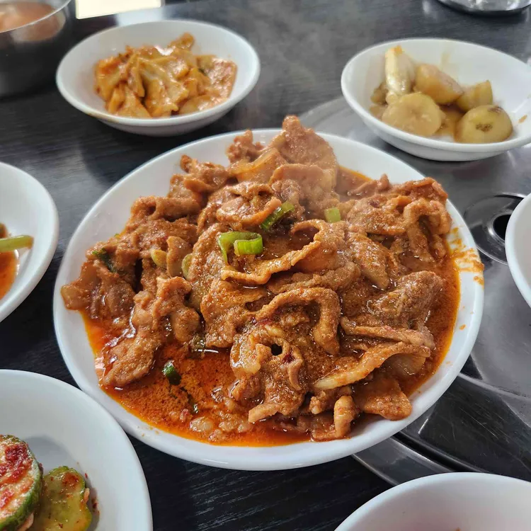 양푼제육덮밥