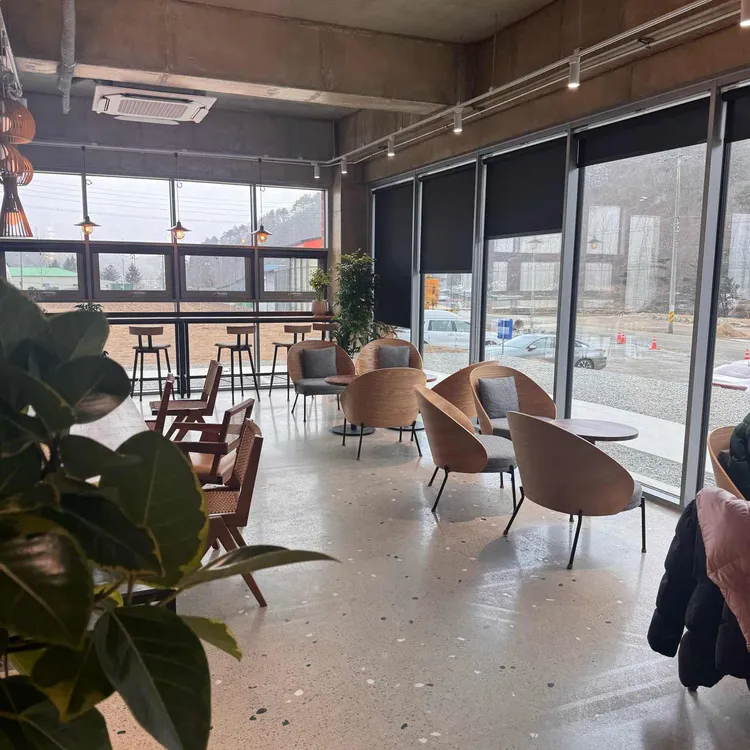 카페 첩첩 대표 사진