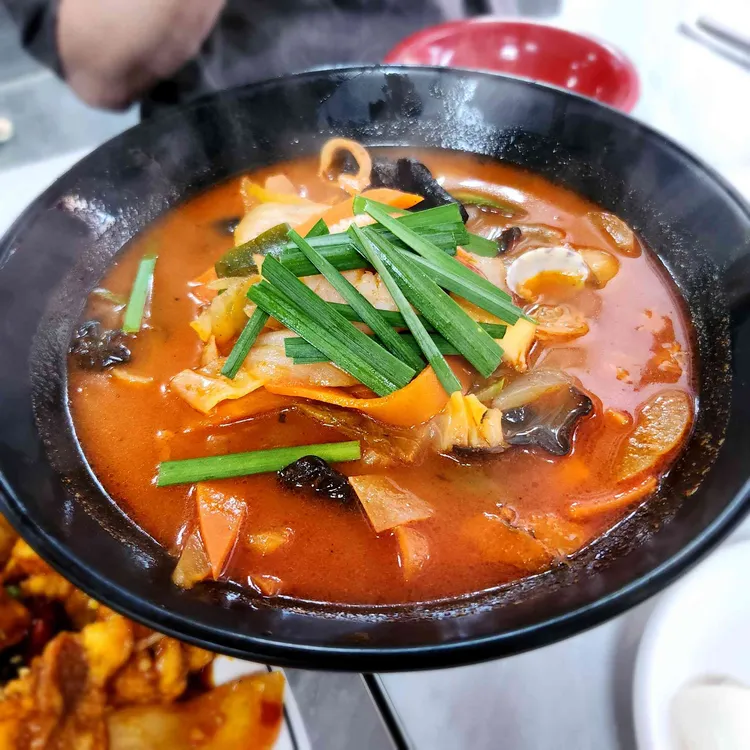 매운해물쟁반짜장