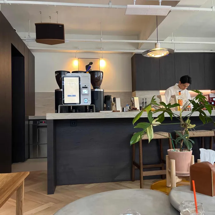 YM COFFEE PROJECT 대표 사진