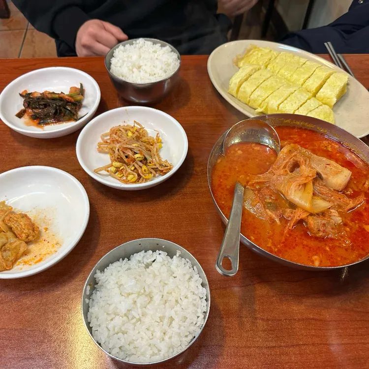 굴다리식당 사진