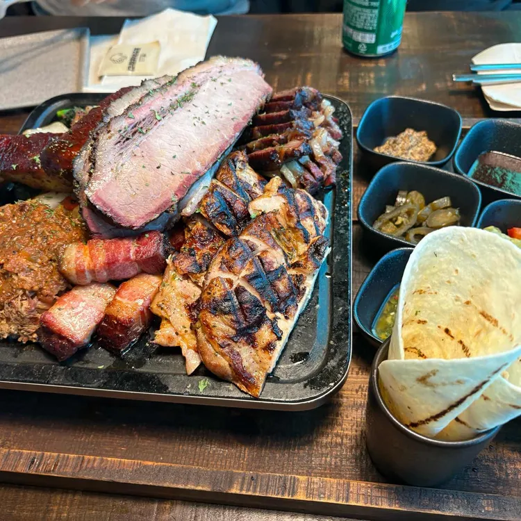 삼각바베큐 사진