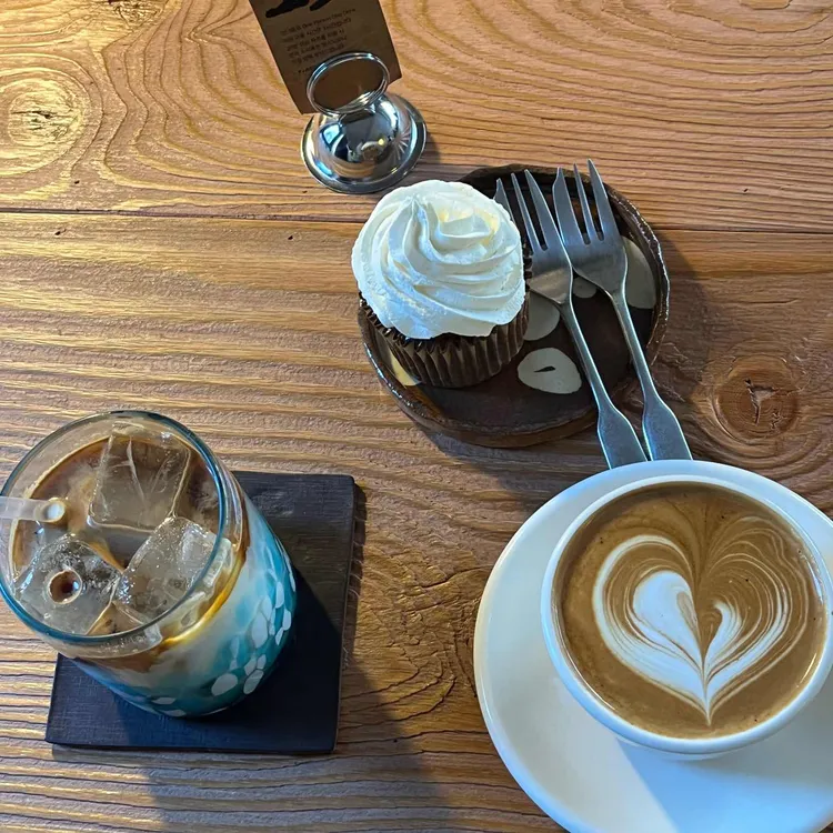 비전스트롤 연희 로스터리 사진