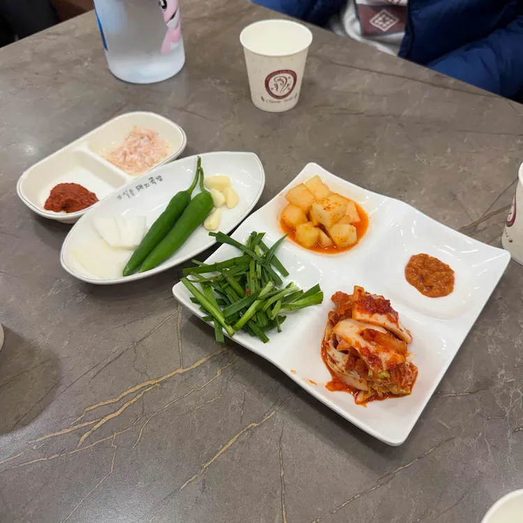 일품돼지국밥 대표 사진