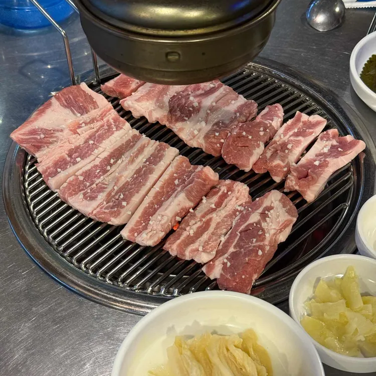 저팔계 깡통연탄구이 사진