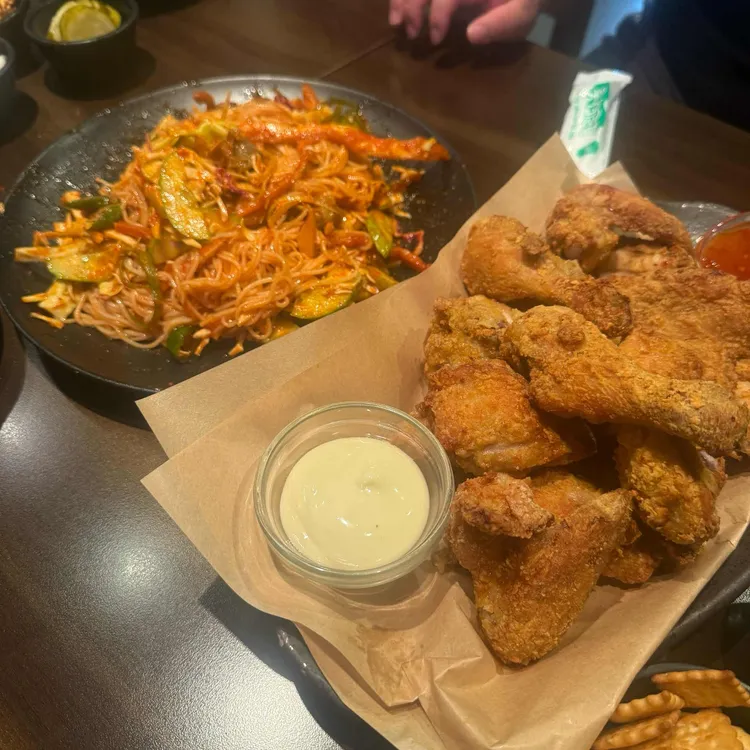 오븐에빠진닭 대표 사진