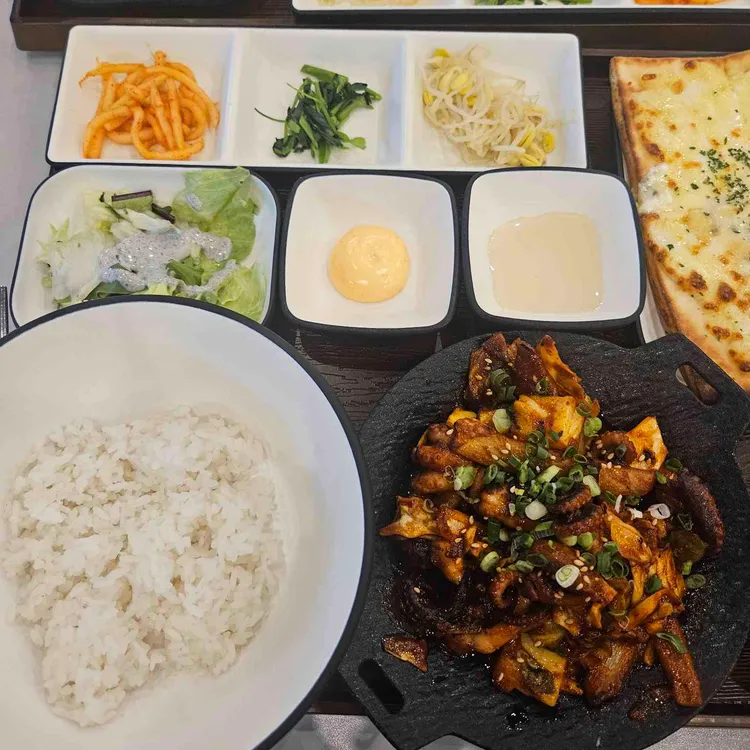 쭈반 대표 사진