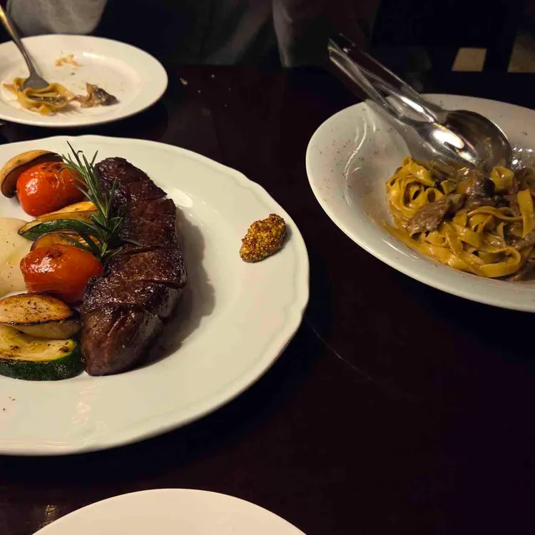 오스테리아 세콘디 사진