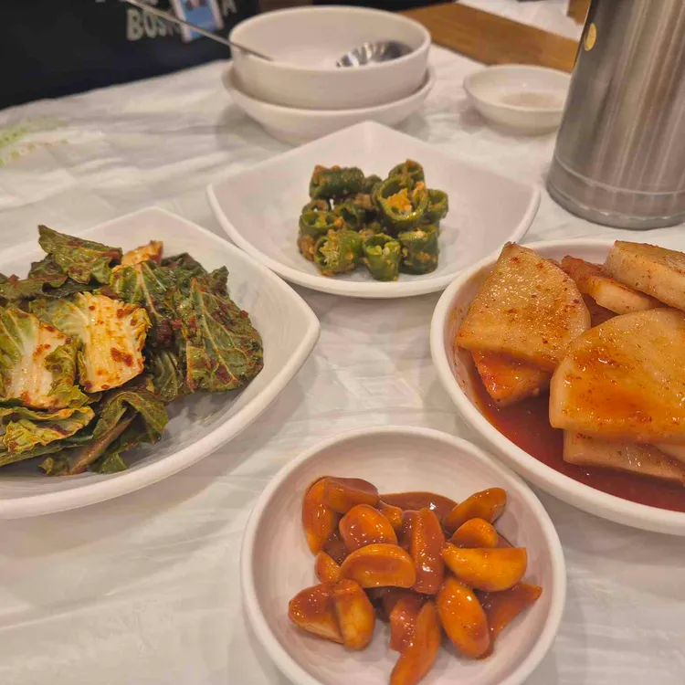 청송약수삼계탕 대표 사진