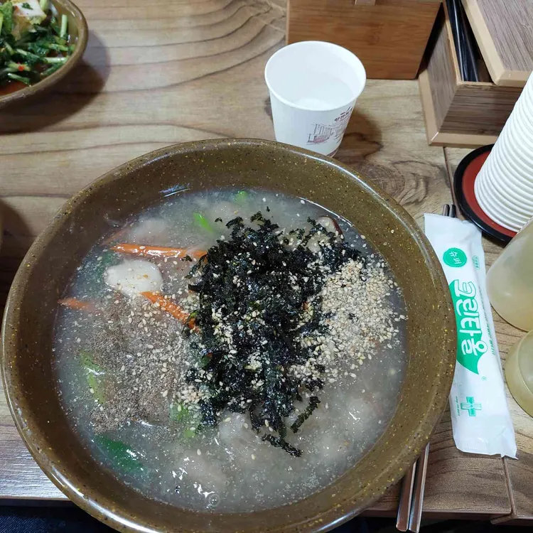 강릉해변 메밀막국수 사진