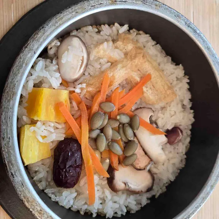 광릉돌솥밥 사진