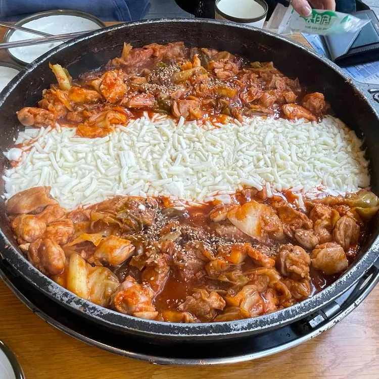 장인닭갈비 사진