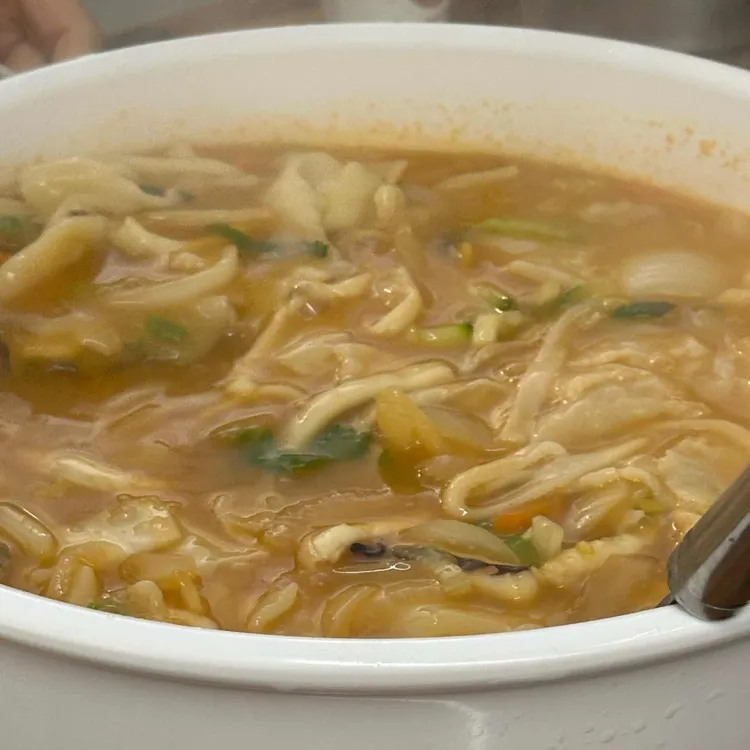 바람난 얼큰 짬뽕 수제비 사진