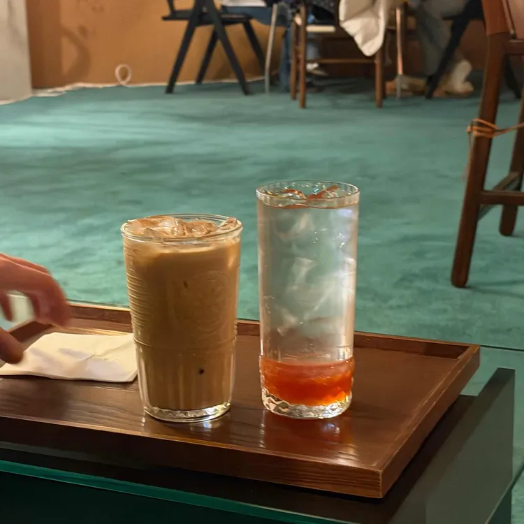 하우스오브바이닐 사진