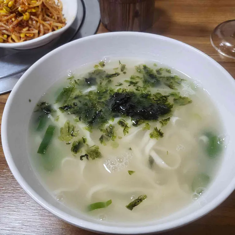 돈이랑칼국수 대표 사진