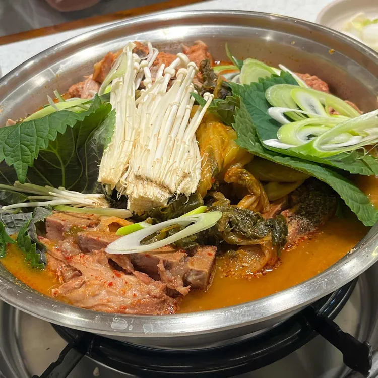 재수돈 감자탕 대표 사진