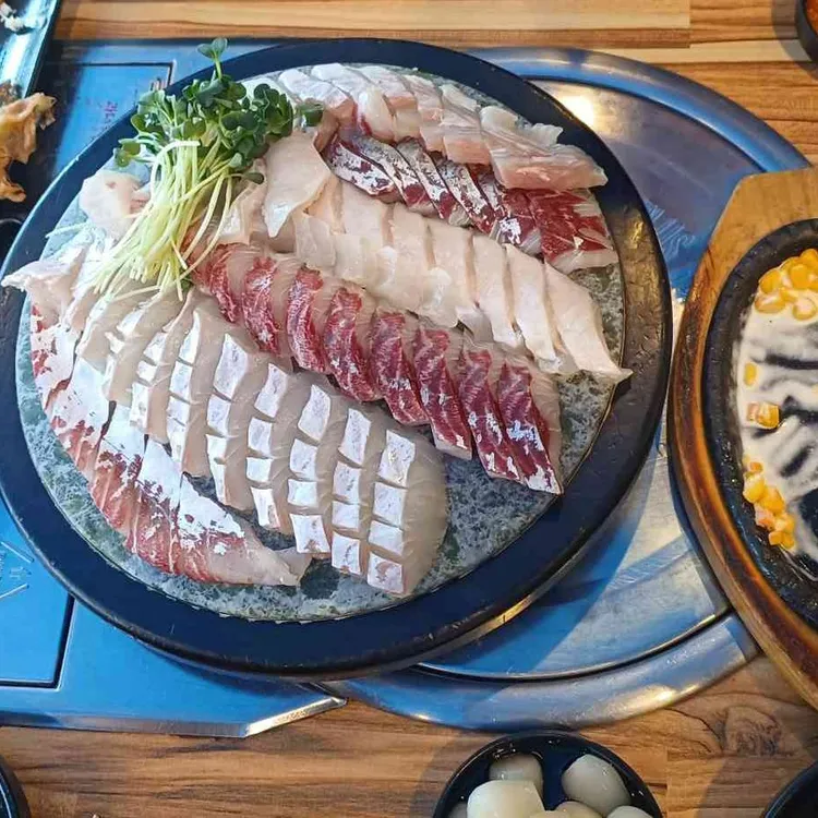 삼정종합어시장 사진