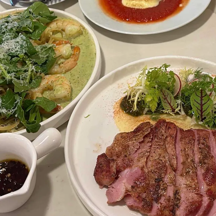 데칼코마니 사진