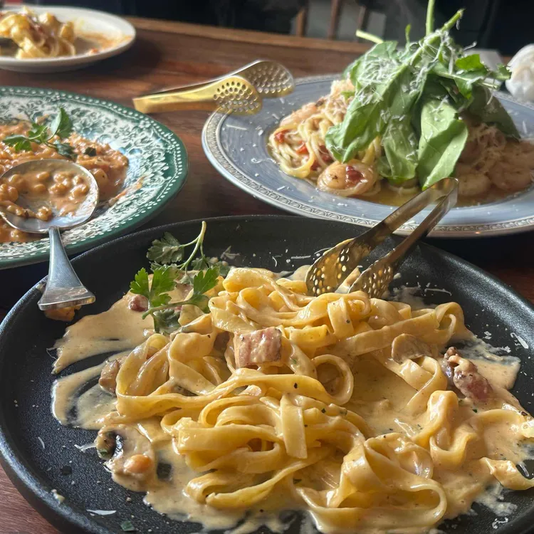 트루 대표 사진