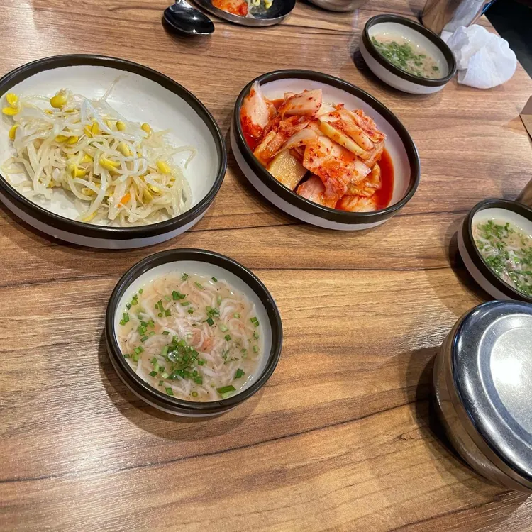 홍반장 신사점 대표 사진