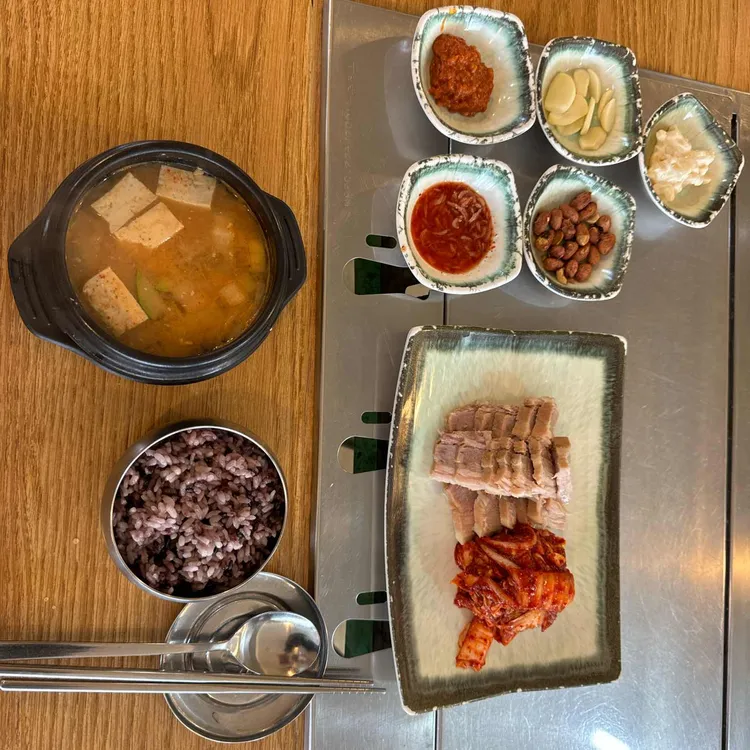 옛날할머니보쌈 대표 사진