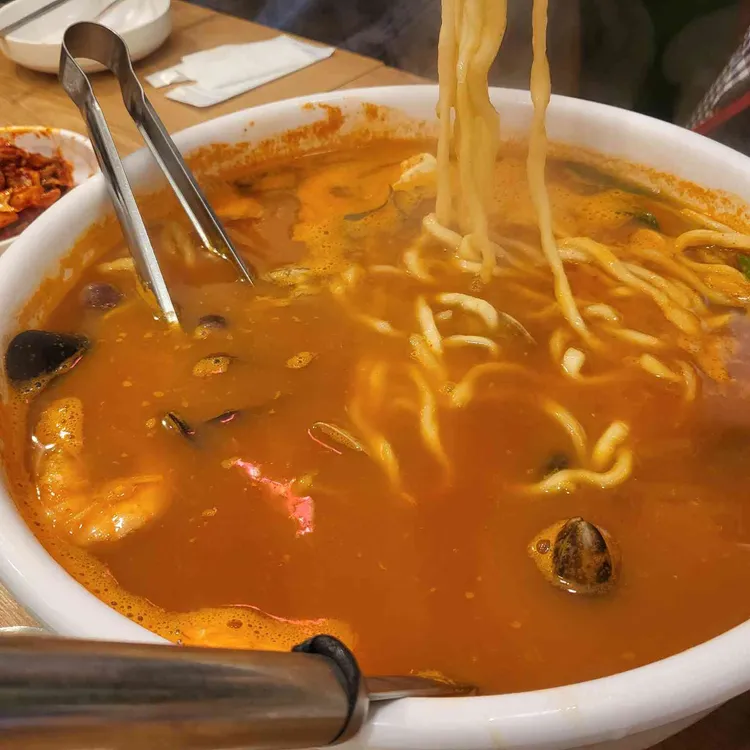 향원칼국수 대표 사진