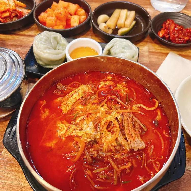 고향가마솥곰탕 대표 사진