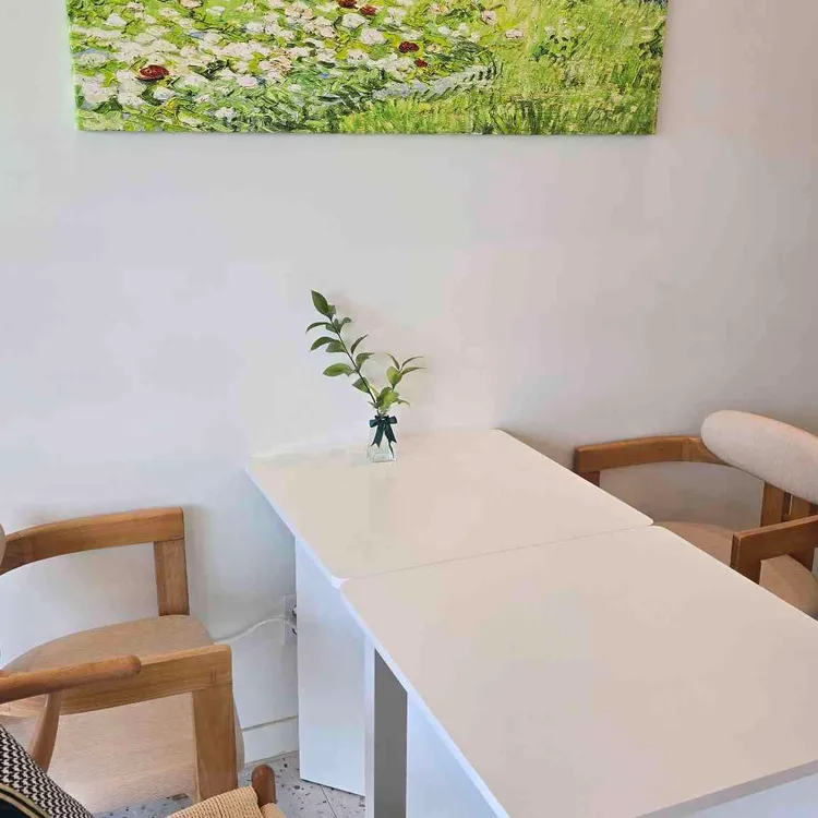 떰즈업 대표 사진