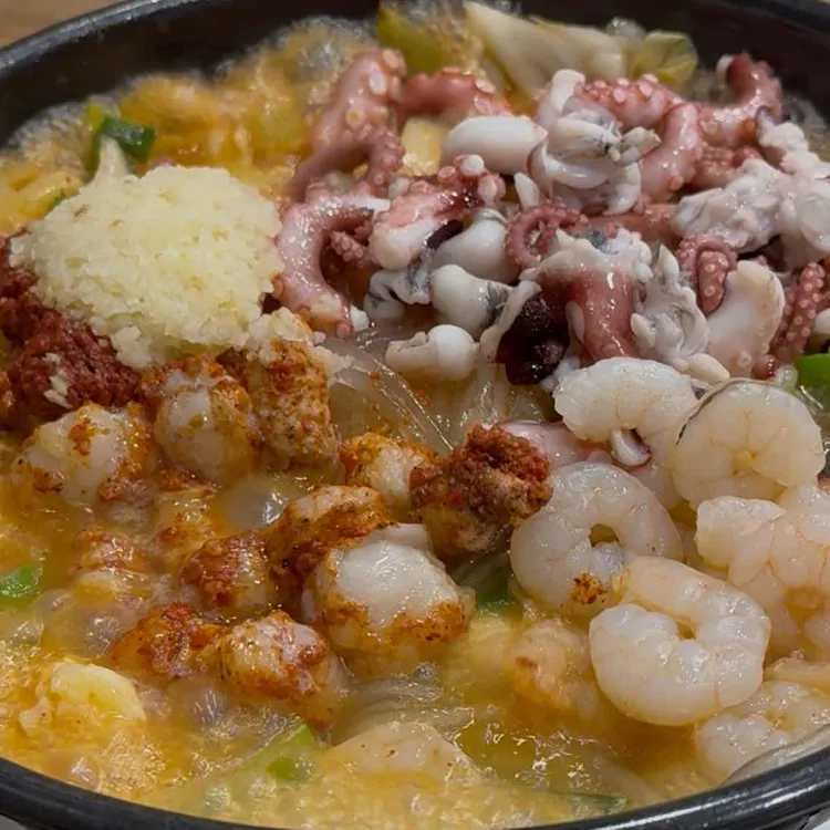 국이네낙지볶음 사진