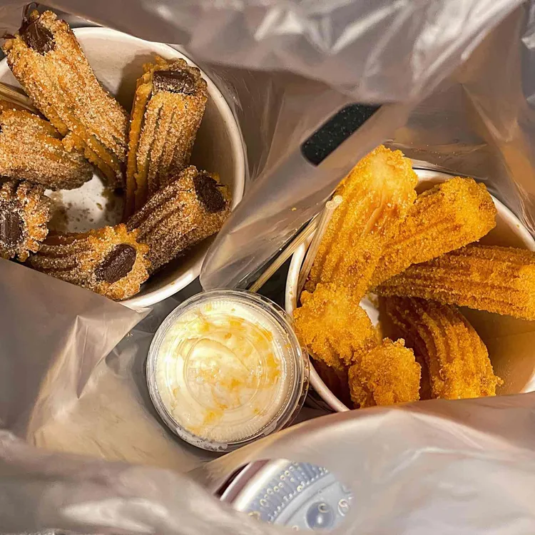 스트릿츄러스 대표 사진