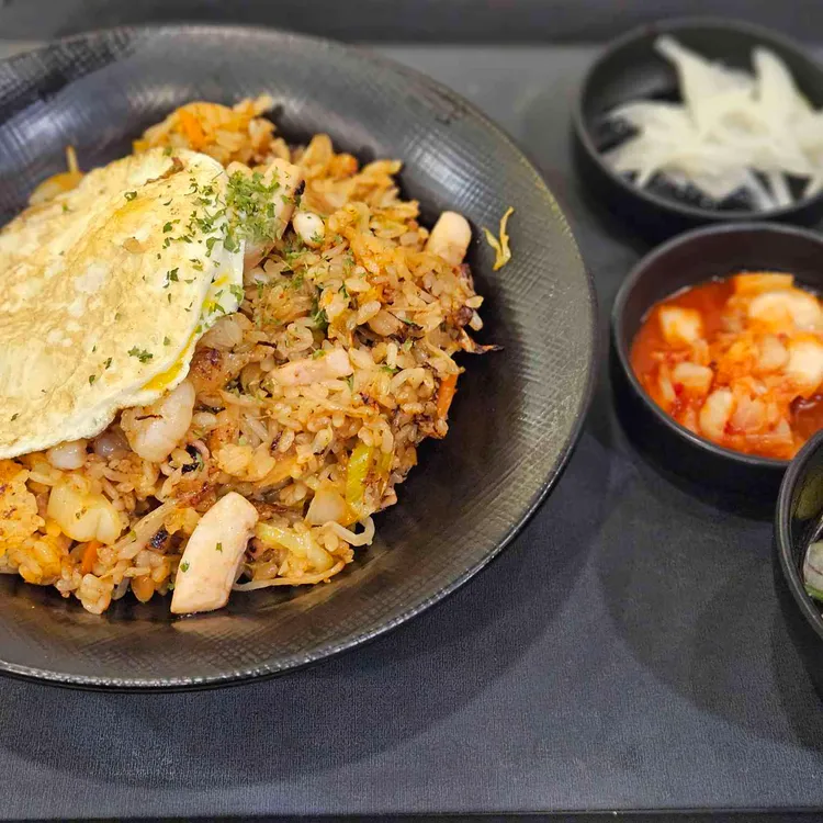 철판미학 롯데백화점 대표 사진