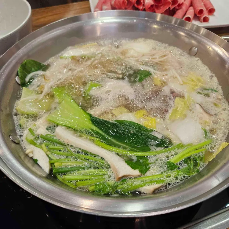 두둑한 샤브 칼국수 사진