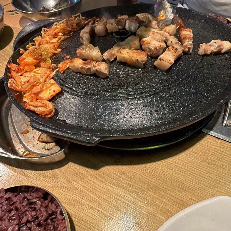 강남 돼지상회 무한리필 사진
