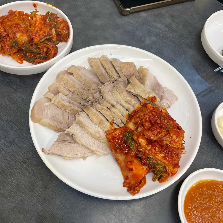 훼미리손칼국수 사진