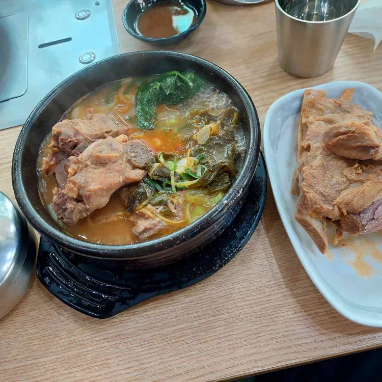 갈매양평해장국&백옥숯불양꼬치 대표 사진