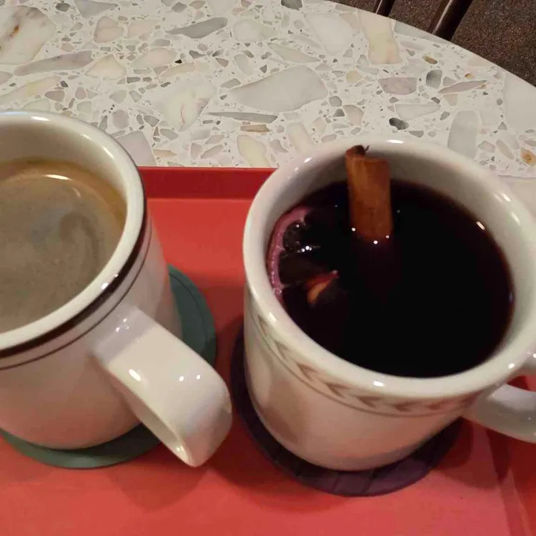 에스프레소 앤 와인 카페르 대표 사진