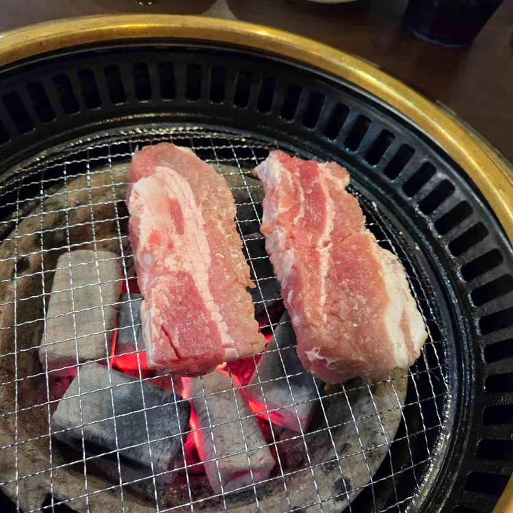 청년고기장수 대표 사진