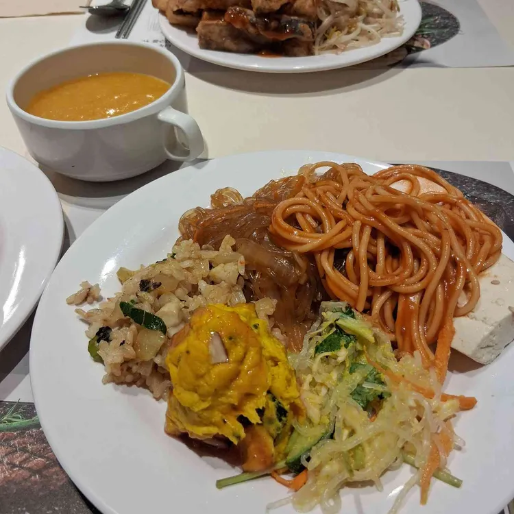 애슐리퀸즈 사진