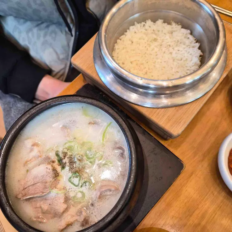 형제돼지국밥 사진