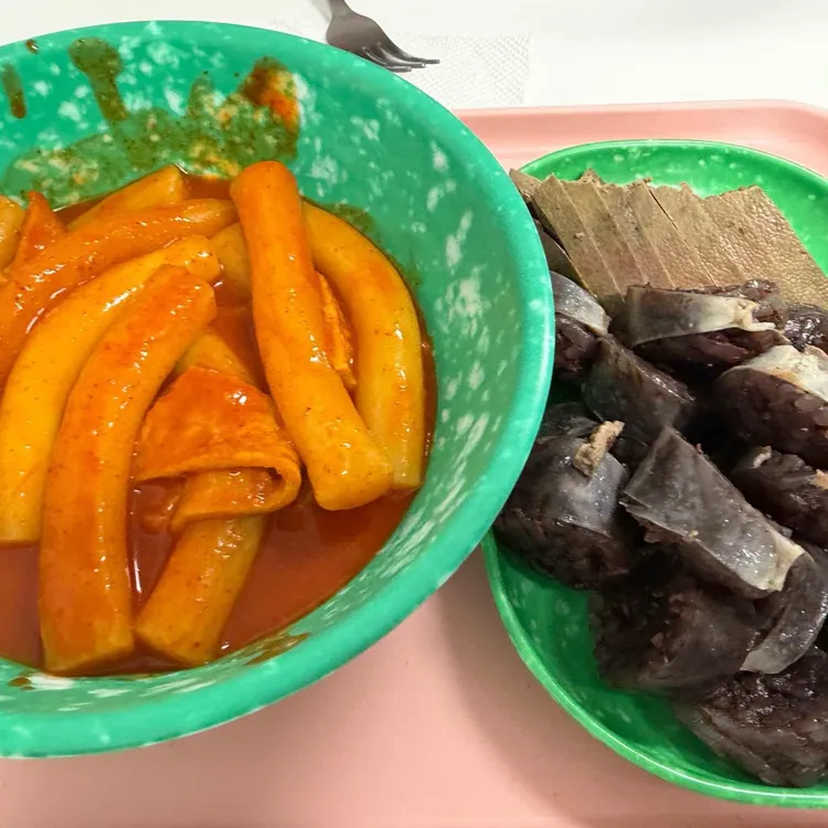 학교 앞 놀이터 대표 사진