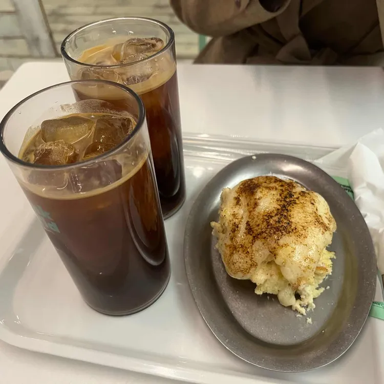 생크림카야잼크로플