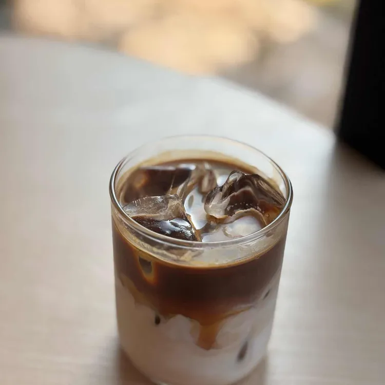 롬브 대표 사진