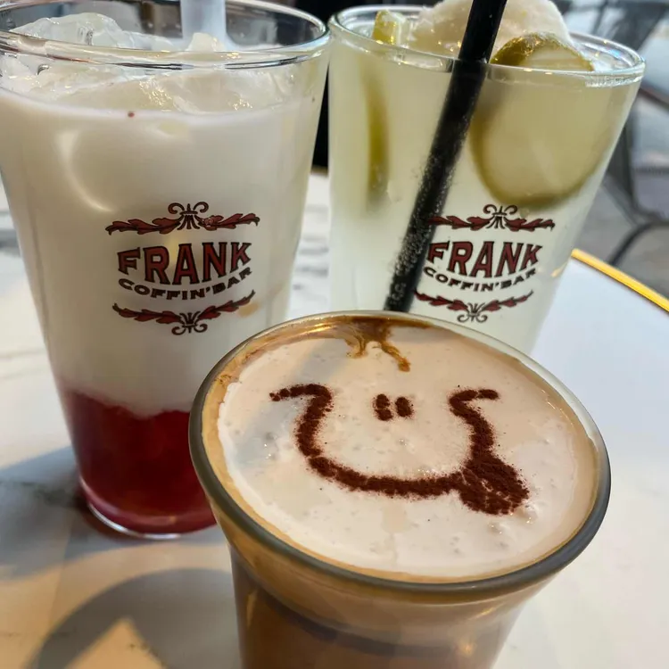 프랭크커핀바 사진