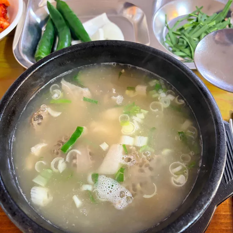 선정문 돼지국밥 대표 사진