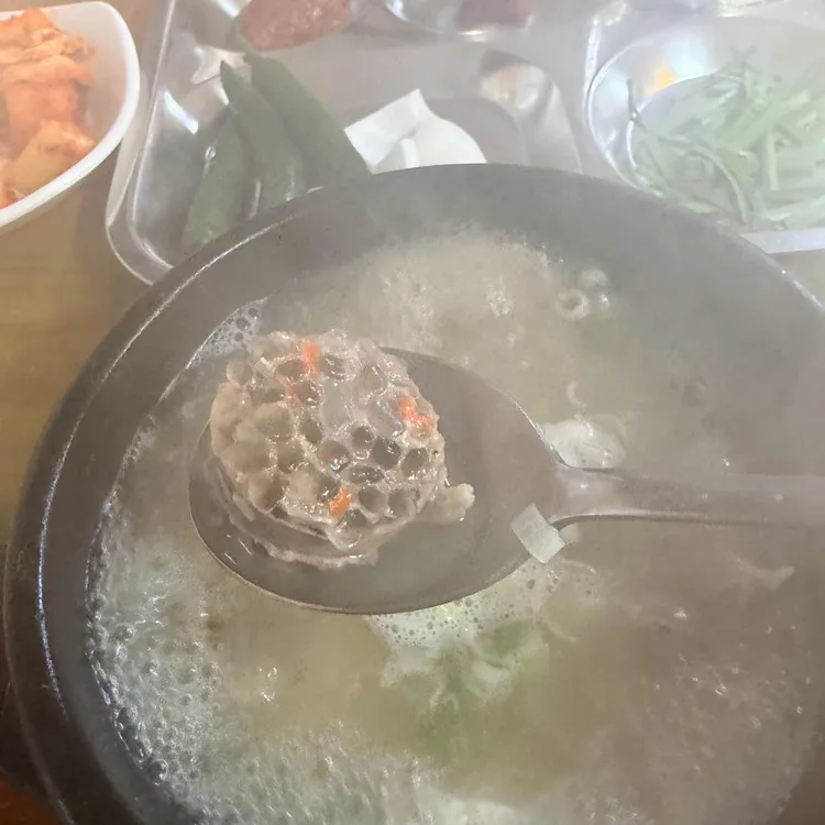 선정문 돼지국밥 대표 사진