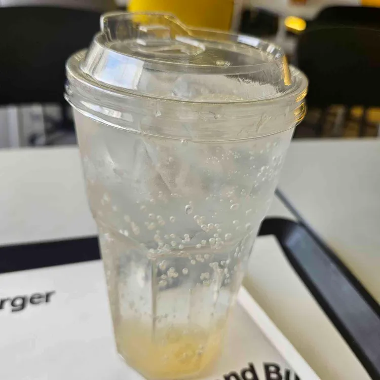 노브랜드버거 대표 사진