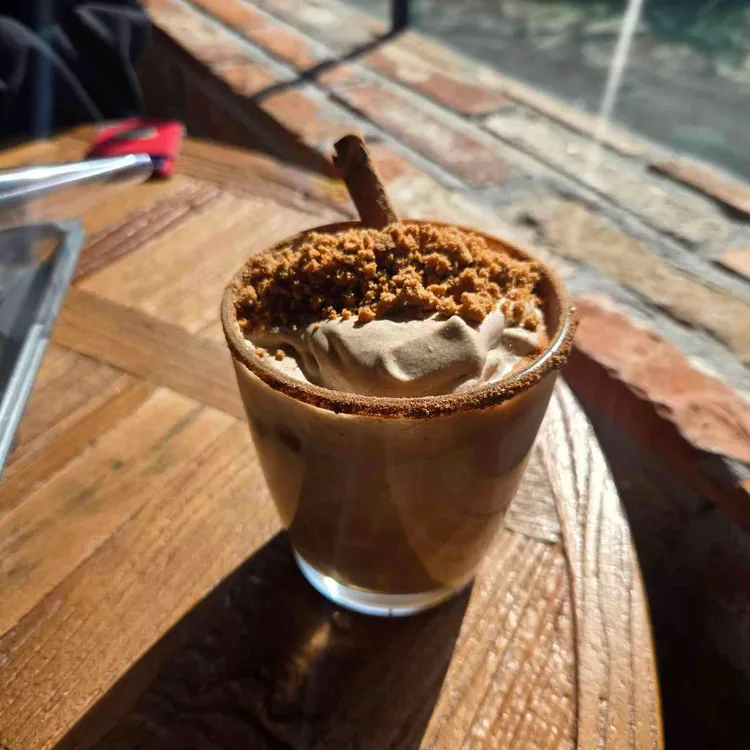 더포레스트 퀸 사진