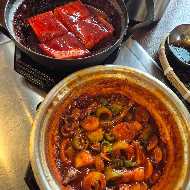 엄용백 돼지국밥 사진